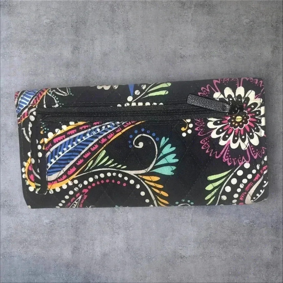 New Vera Bradley wallet - Picture 3 of 3
